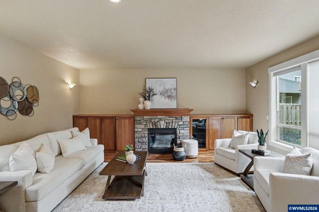 5428 Swallowtail St SE, Salem, OR 97306