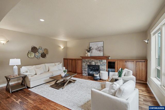 5428 Swallowtail St SE, Salem, OR 97306