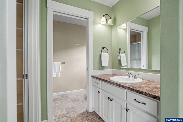 5428 Swallowtail St SE, Salem, OR 97306