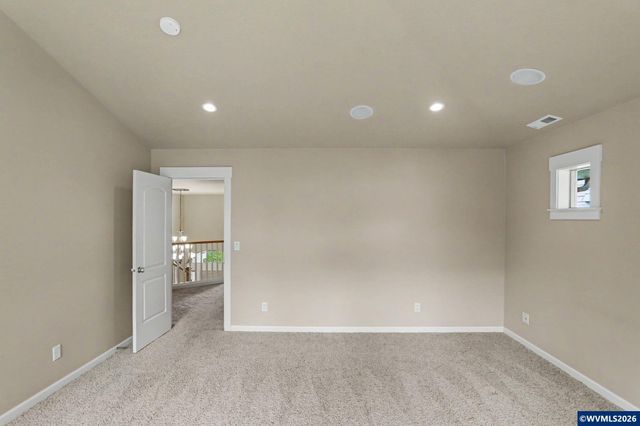 5428 Swallowtail St SE, Salem, OR 97306