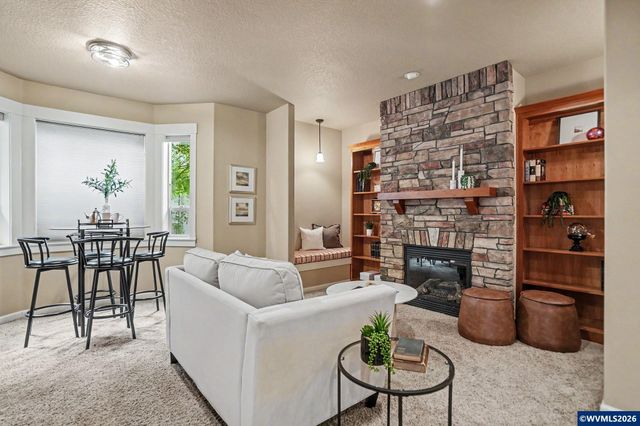 5428 Swallowtail St SE, Salem, OR 97306
