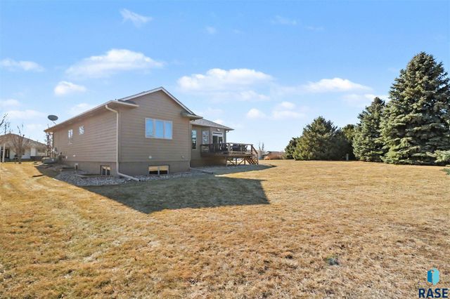2908 W Auburn Hills St Street, Sioux Falls, SD 57108