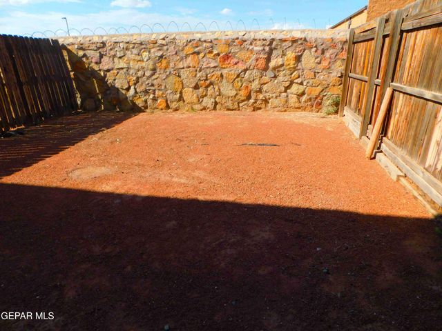 10021 RAILROAD Drive 103, El Paso, TX 79924