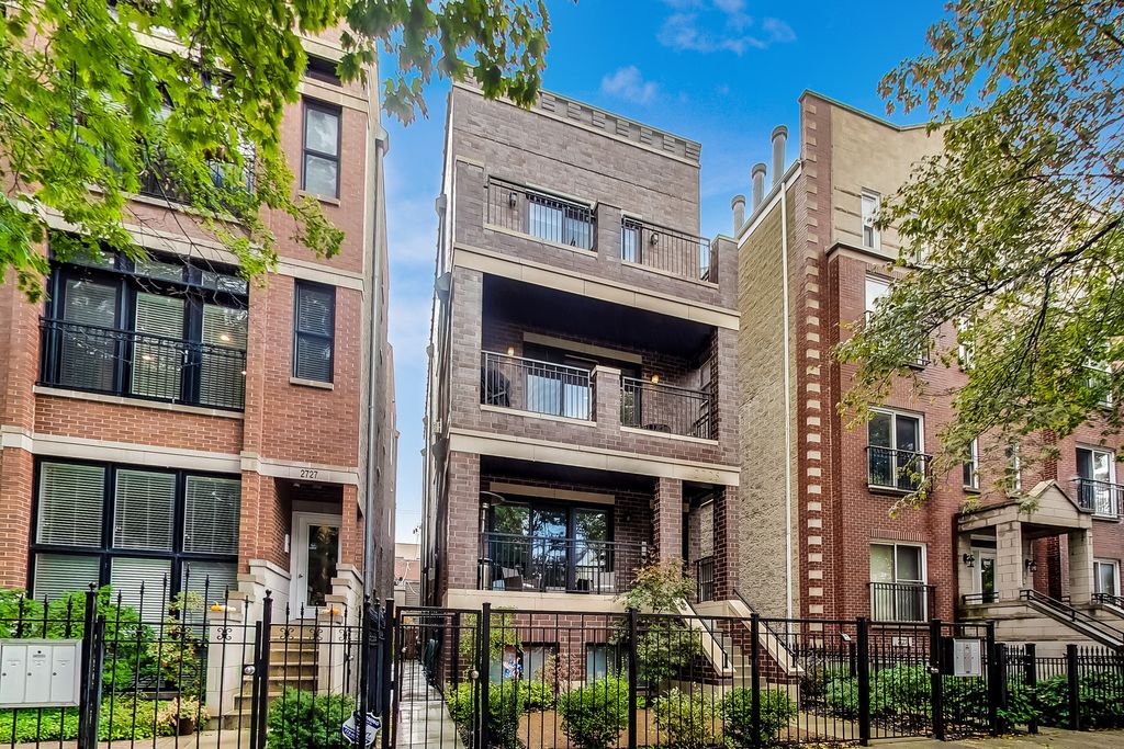 2725 N Wayne Avenue 1, Chicago, IL 60614 — exterior