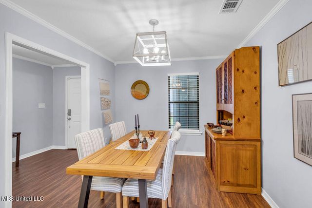405 Ulman Avenue, Bay Saint Louis, MS 39520