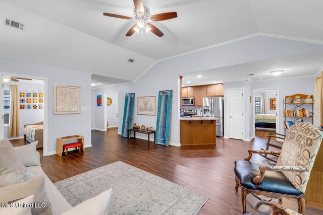 405 Ulman Avenue, Bay Saint Louis, MS 39520