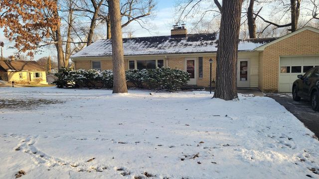 11605 W Mount Vernon AVENUE, Wauwatosa, WI 53226