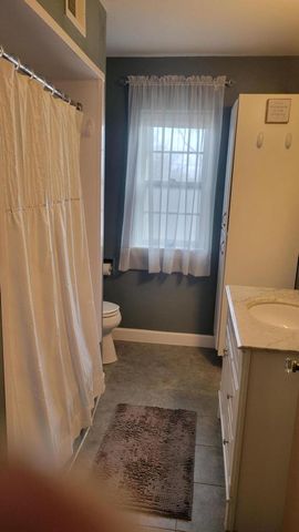 11605 W Mount Vernon AVENUE, Wauwatosa, WI 53226