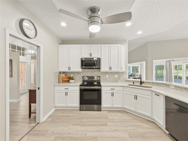 2309 E DEL WEBB BOULEVARD, Sun City Center, FL 33573