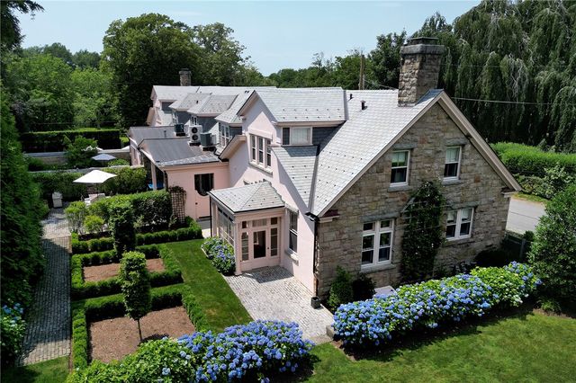 3 Hazard Avenue, Newport, RI 02840