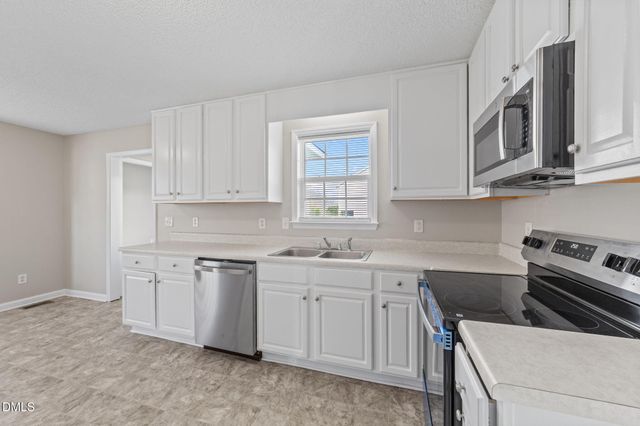 1636 Middle Ridge Drive, Willow Spring, NC 27592