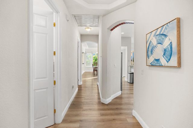 1061 Sandwick Way, Folsom, CA 95630