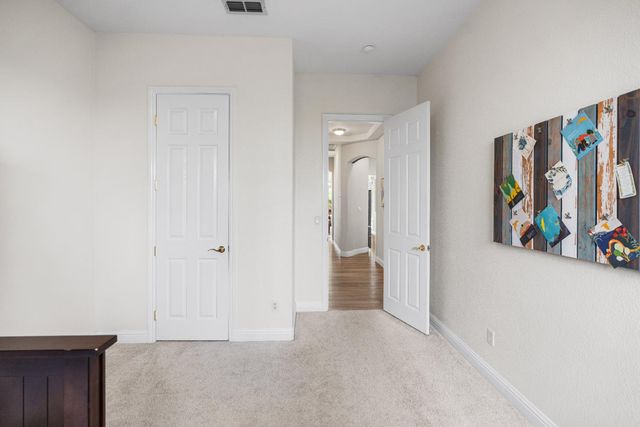 1061 Sandwick Way, Folsom, CA 95630