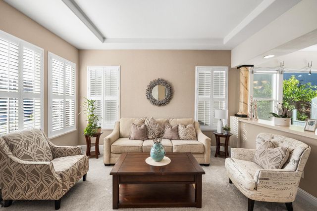 1061 Sandwick Way, Folsom, CA 95630