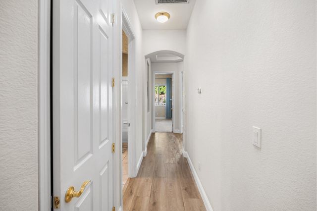 1061 Sandwick Way, Folsom, CA 95630