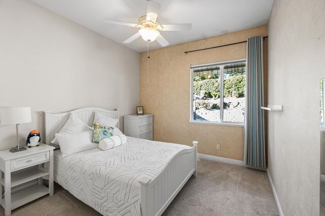 1061 Sandwick Way, Folsom, CA 95630