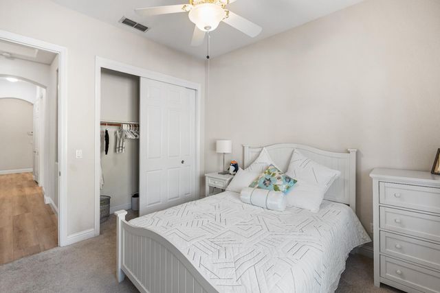 1061 Sandwick Way, Folsom, CA 95630