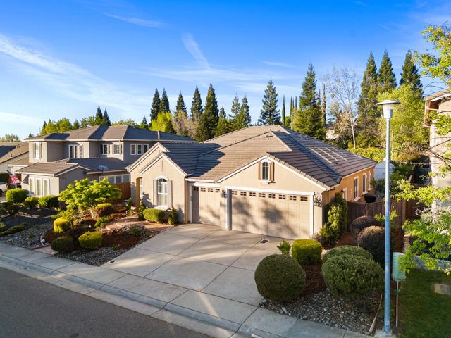 1061 Sandwick Way, Folsom, CA 95630