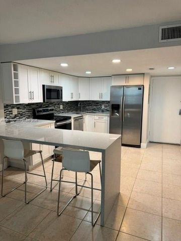 14421 N Kendall Dr 105M, Miami, FL 33186