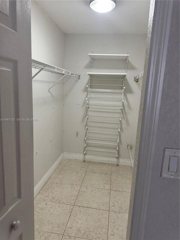 14421 N Kendall Dr 105M, Miami, FL 33186