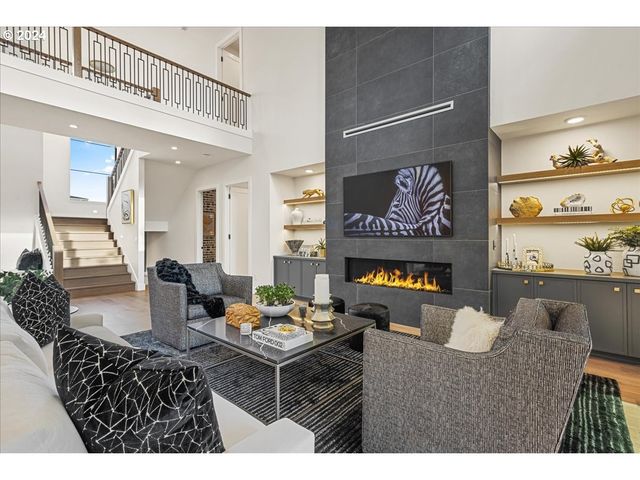 13305 AMBER Pl, Lake Oswego, OR 97034