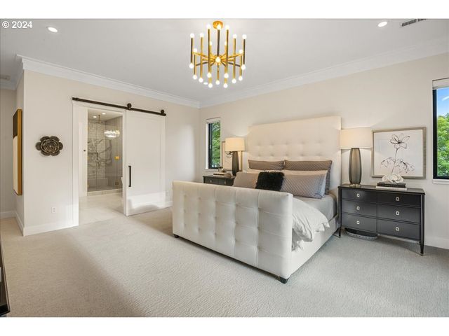 13305 AMBER Pl, Lake Oswego, OR 97034