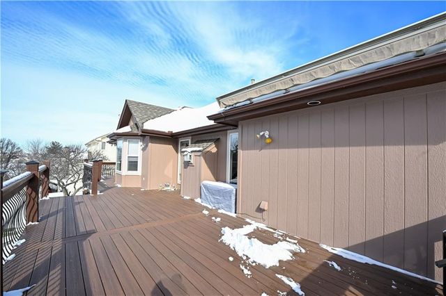 5118 SW Pelican Point, Lee's Summit, MO 64082