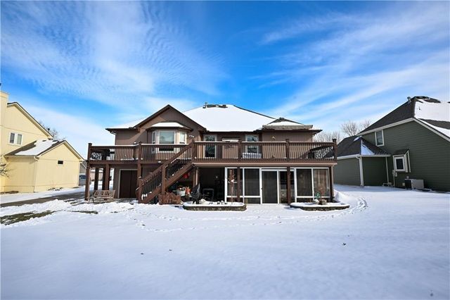 5118 SW Pelican Point, Lee's Summit, MO 64082