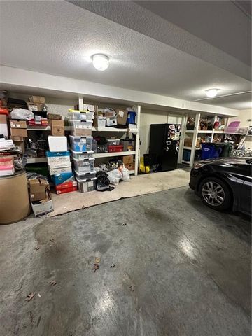 5118 SW Pelican Point, Lee's Summit, MO 64082