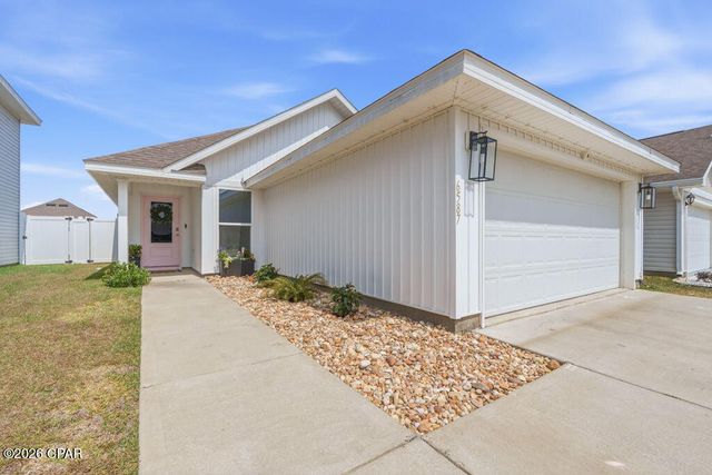 6587 Kettles Street, Lynn Haven, FL 32444