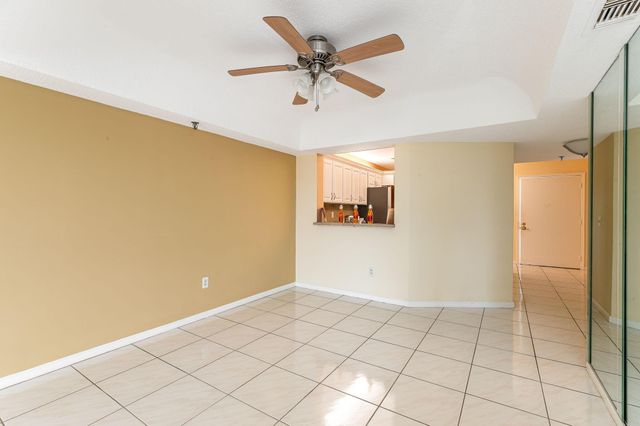 9220 SW 14th Street 328, Boca Raton, FL 33428