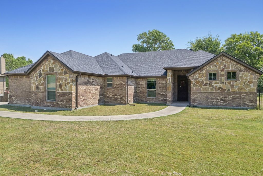 16 Indian Trail, Rockwall, TX 75087