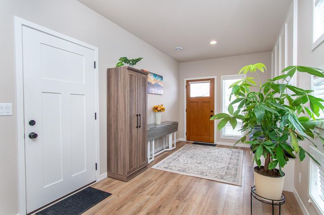 5507 Lori Lane W, West Fargo, ND 58078