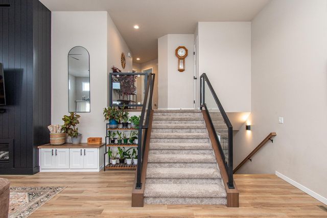 5507 Lori Lane W, West Fargo, ND 58078