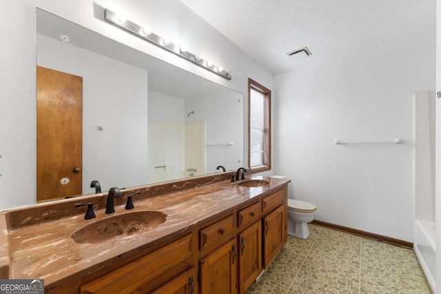 2527 Kingsley Drive NE, Marietta, GA 30062