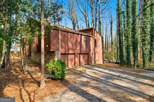 2527 Kingsley Drive NE, Marietta, GA 30062