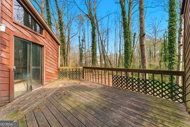 2527 Kingsley Drive NE, Marietta, GA 30062