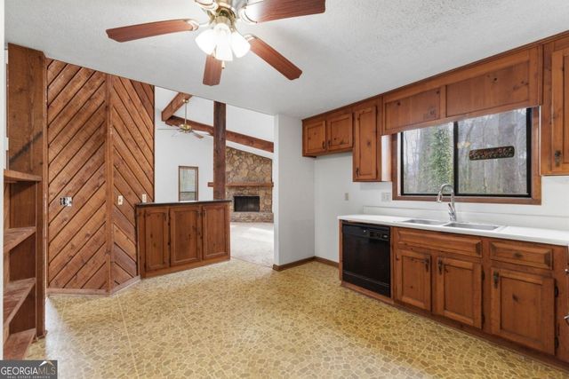 2527 Kingsley Drive NE, Marietta, GA 30062