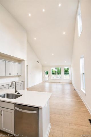 49537 Coldwater Ridge Drive, Northville, MI 48168