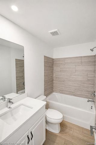 49537 Coldwater Ridge Drive, Northville, MI 48168