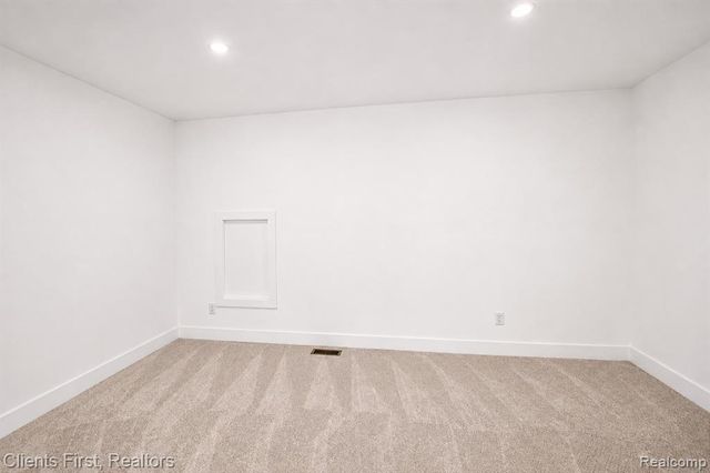 49537 Coldwater Ridge Drive, Northville, MI 48168
