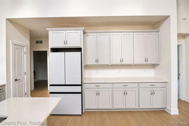 49537 Coldwater Ridge Drive, Northville, MI 48168