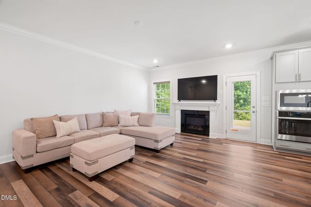 121 Barnwell Loop, Angier, NC 27501