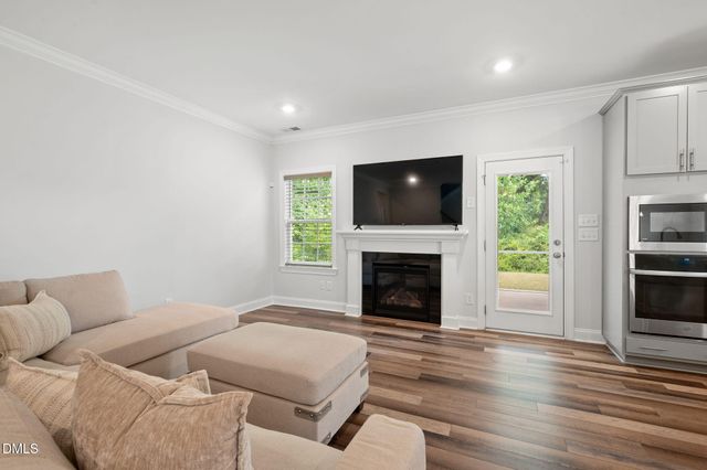 121 Barnwell Loop, Angier, NC 27501