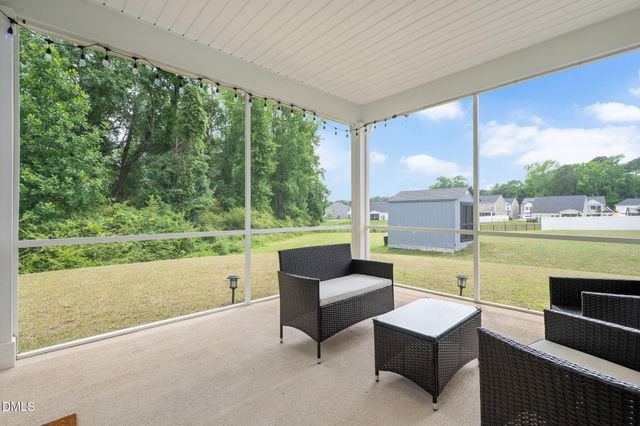 121 Barnwell Loop, Angier, NC 27501