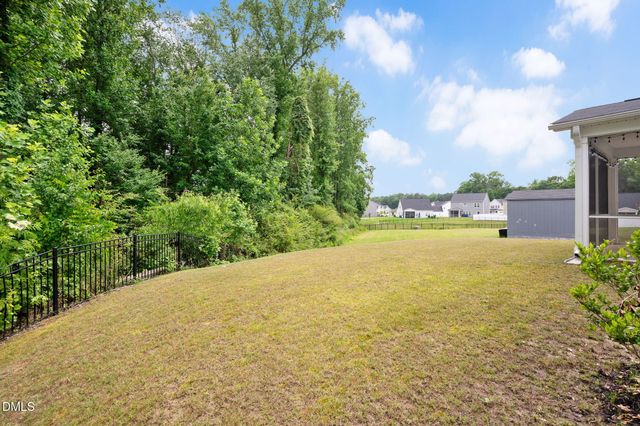 121 Barnwell Loop, Angier, NC 27501