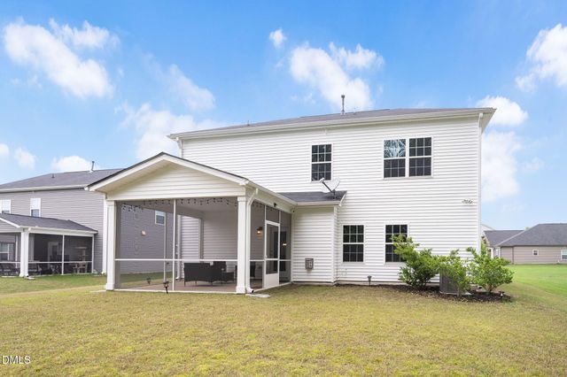 121 Barnwell Loop, Angier, NC 27501