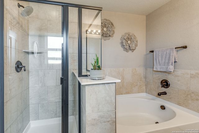 7018 Laguna Beach, Converse, TX 78109