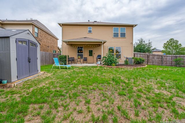 7018 Laguna Beach, Converse, TX 78109