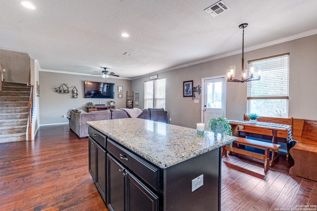 7018 Laguna Beach, Converse, TX 78109